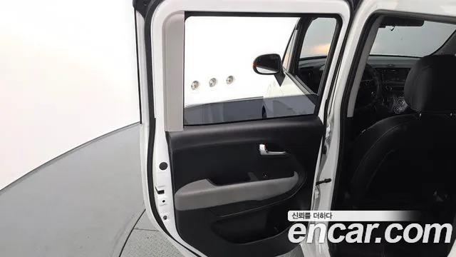 Kia Ray — Фото автомобиля 14