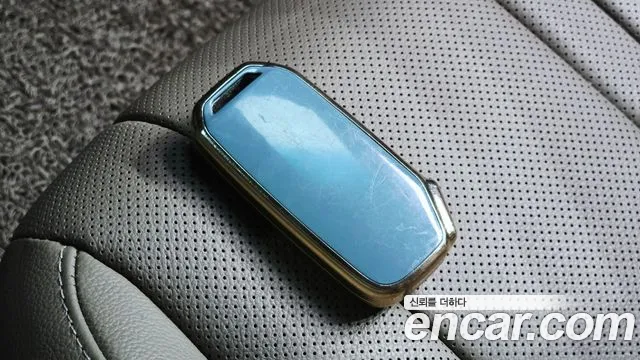Kia K8 — Фото автомобиля 23