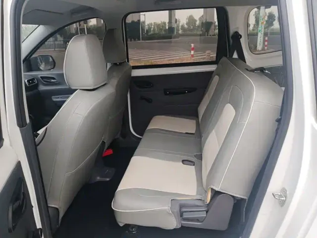 Wuling Hongguang — Фото автомобиля 16