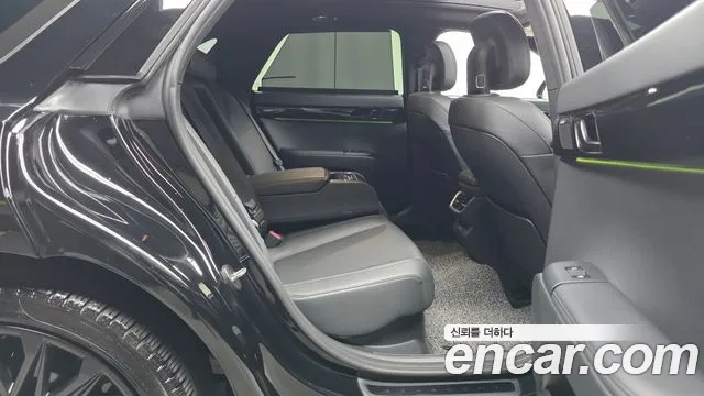 Hyundai Grandeur GN7 — Фото автомобиля 16