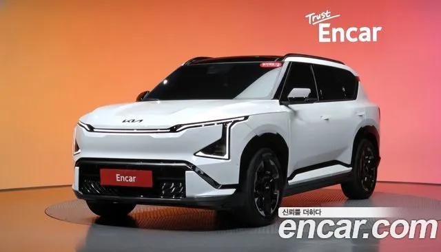 Фотография автомобиля — Kia EV5