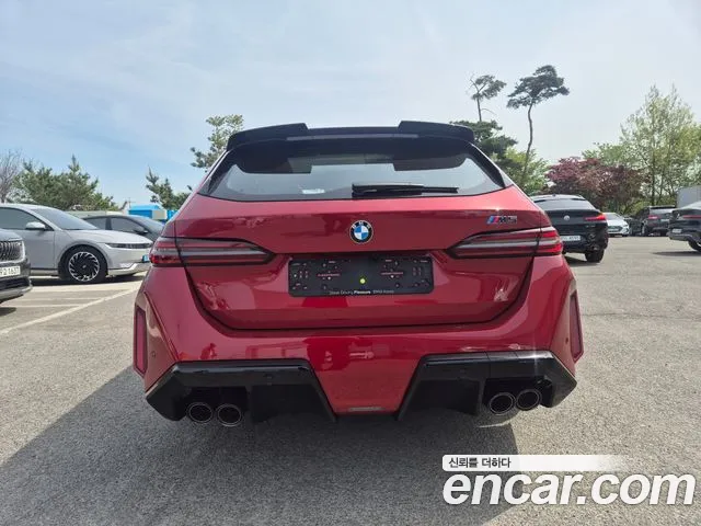BMW M5 G90 — Фото автомобиля 5