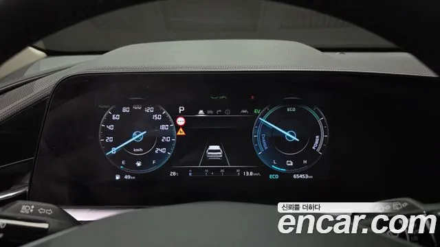 Kia Niro The All New Niro Signature — Фото автомобиля 8