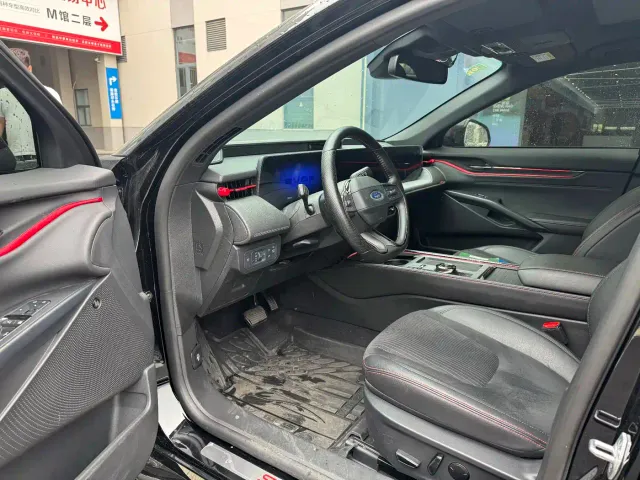 Ford EVOS — Фото автомобиля 4