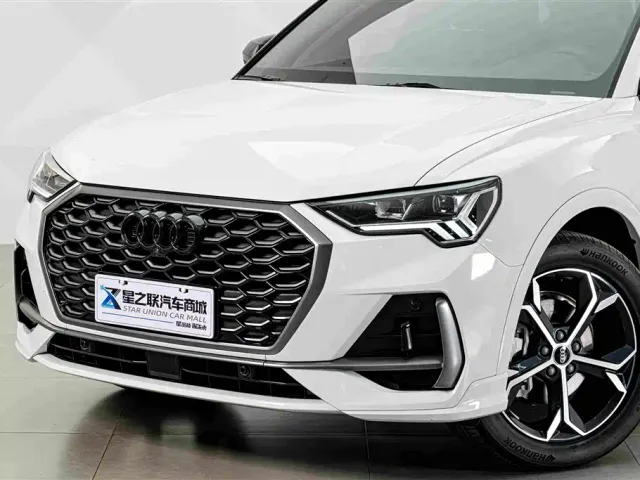 Audi Q3 Sportback — Фото автомобиля 2