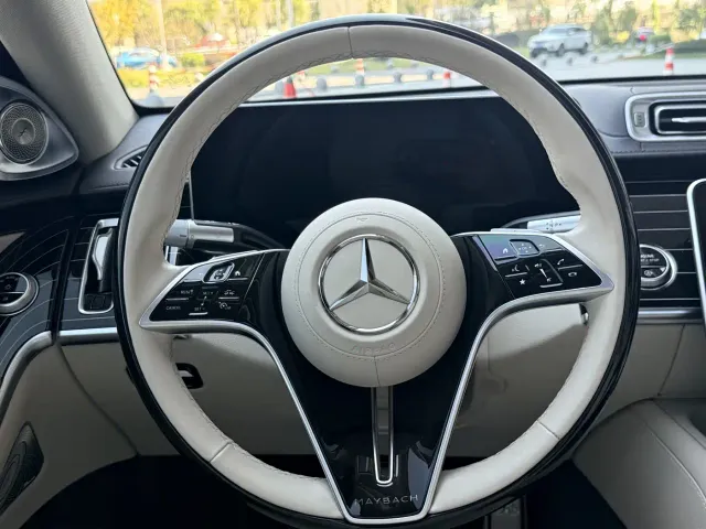 Mercedes-Benz Maybach S-Class — Фото автомобиля 21