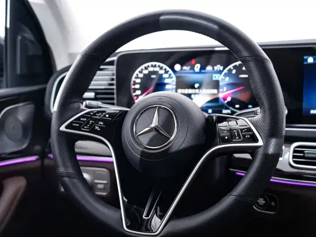 Mercedes-Benz GLE-Class — Фото автомобиля 15