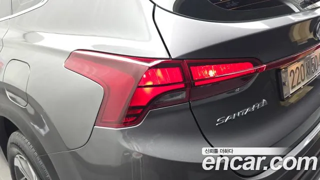 Hyundai Santafe Новый Santa Fe Бензин 2.5T 2WD — Фото автомобиля 17