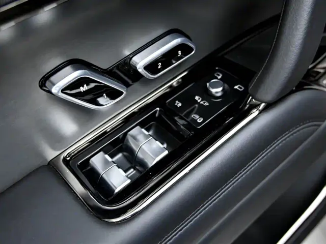 Land Rover Range Rover Sport — Фото автомобиля 23