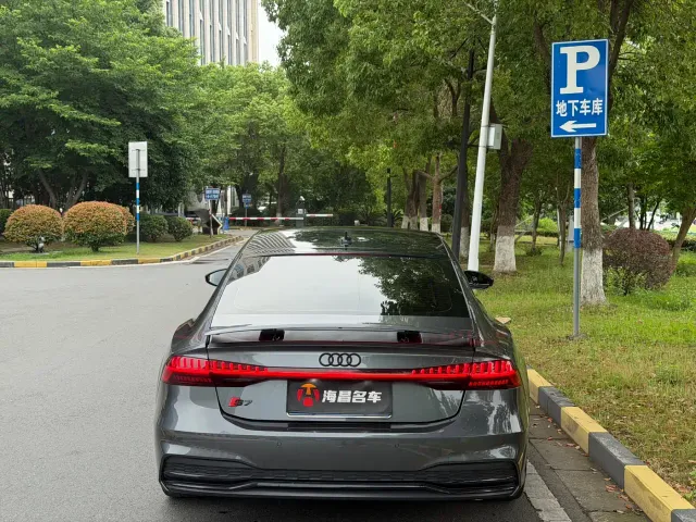 Audi A7 — Фото автомобиля 5
