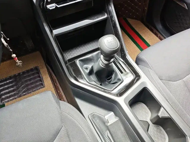 Wuling Asta — Фото автомобиля 13