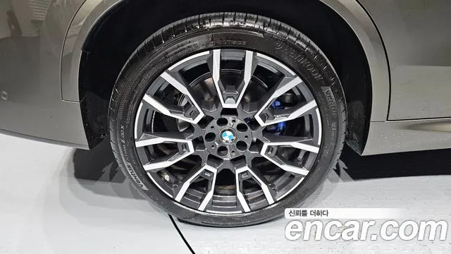 BMW X5 xDrive 40i M Sport — Фото автомобиля 5