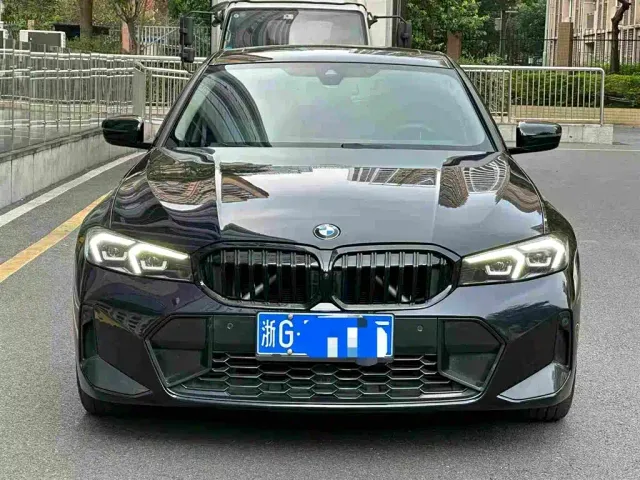 BMW 3 Series — Фото автомобиля 3