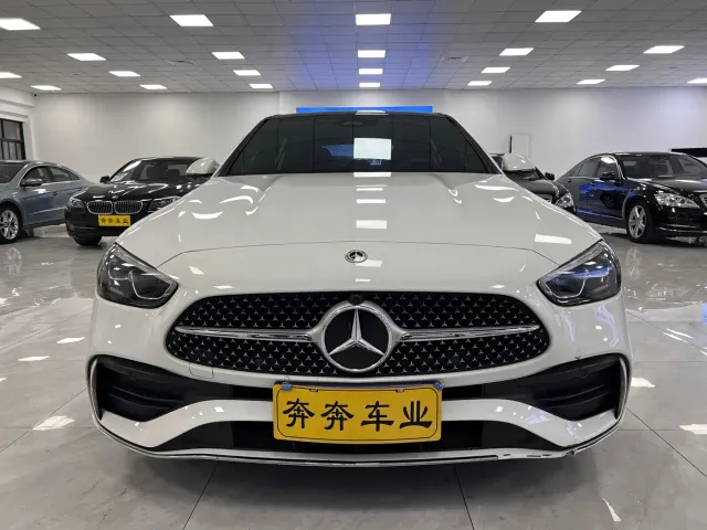 Mercedes-Benz C-Class — Фото автомобиля 2