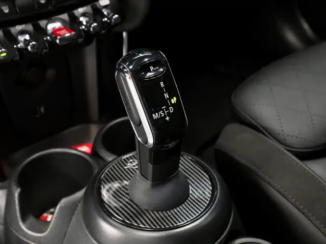 MINI Hatch — Фото автомобиля 13