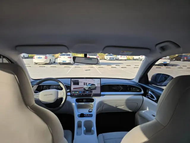 Geely Starry Wish — Фото автомобиля 6