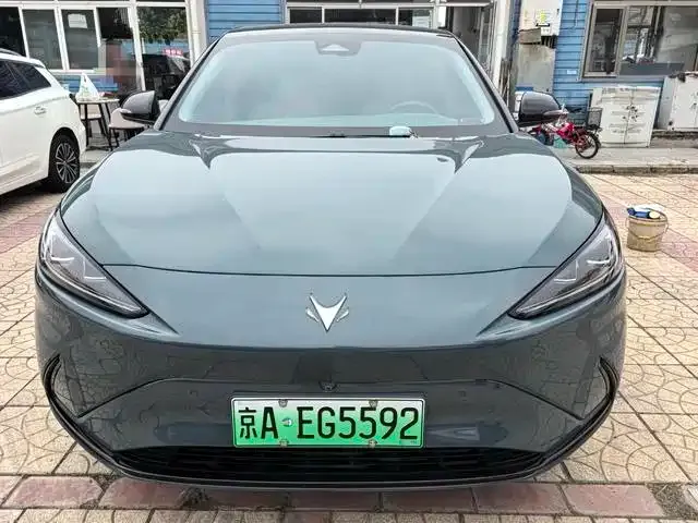 Arcfox Alpha S — Фото автомобиля 2