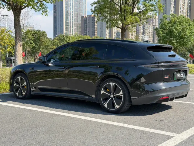 Nio ET5 Touring — Фото автомобиля 4