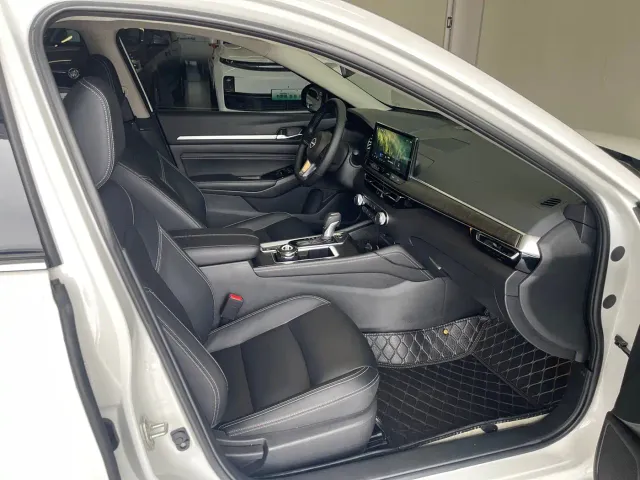 Nissan Teana — Фото автомобиля 24