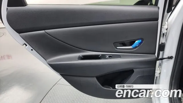 Hyundai Avante CN7 — Фото автомобиля 14