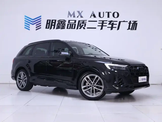 Audi Q7 — Фото автомобиля 5