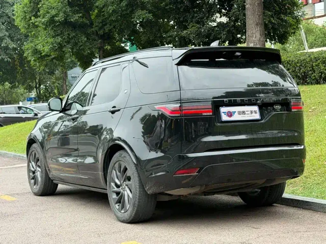 Land Rover Discovery — Фото автомобиля 4