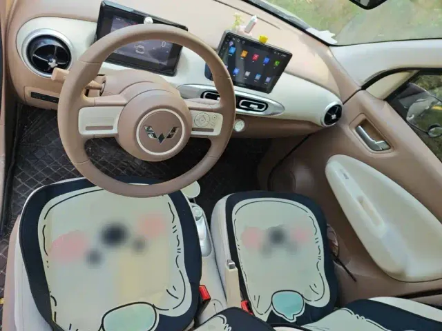 Wuling Hongguang Mini EV — Фото автомобиля 5