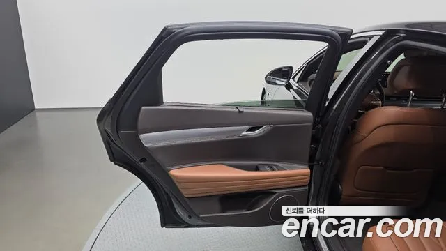 Genesis G80 RG3 — Фото автомобиля 14