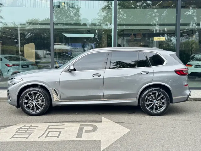 BMW X5 — Фото автомобиля 4