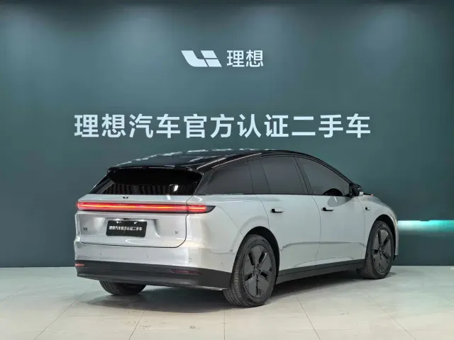 Li Auto i6 — Фото автомобиля 12