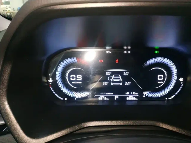 Geely Emgrand — Фото автомобиля 11