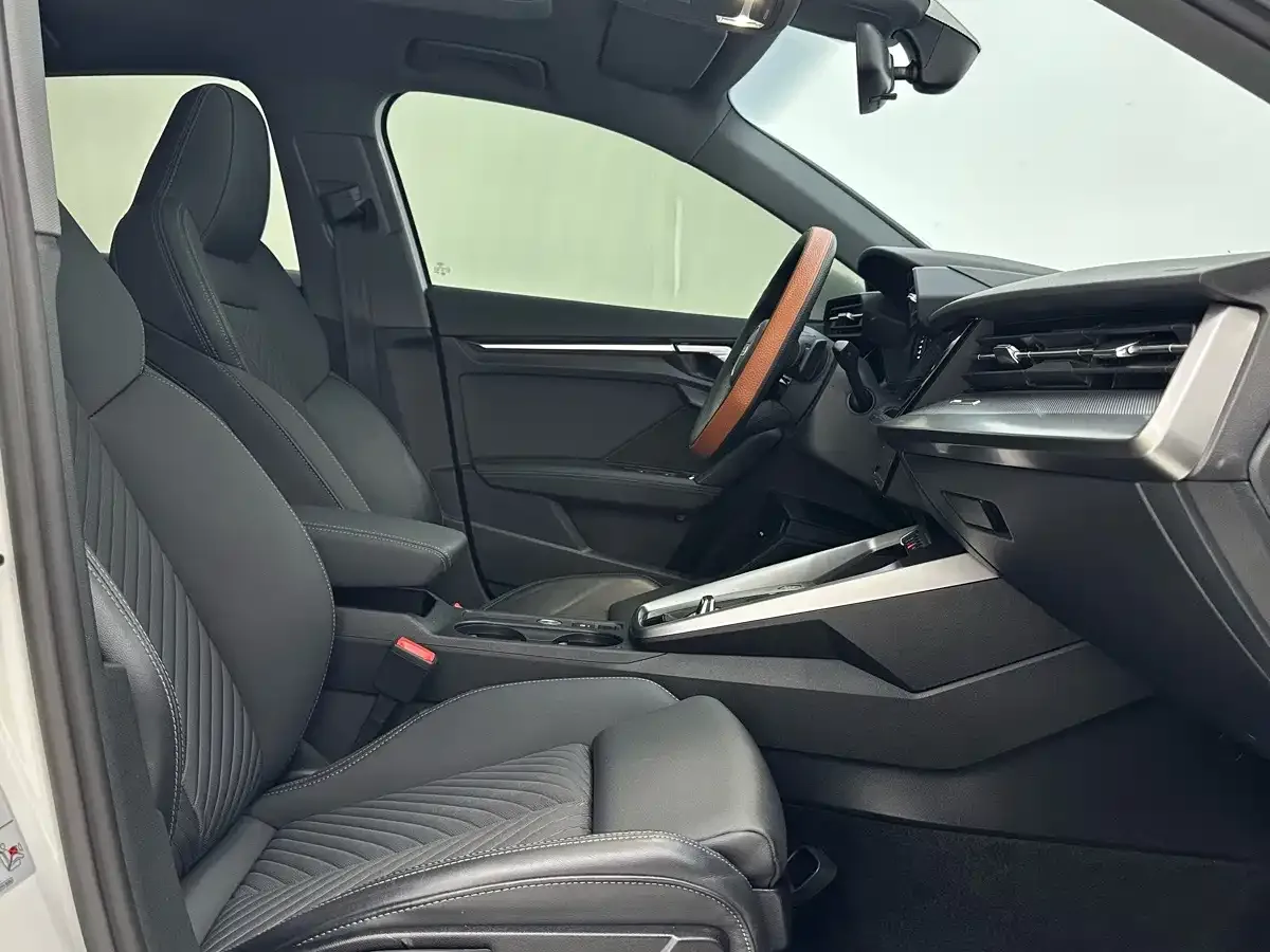 Audi Audi A3 2023 Facelift A3L Limousine 35 TFSI Fashion Elegance — Фото автомобиля 9