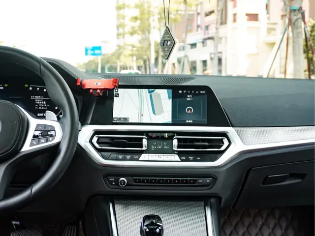 BMW 3 Series — Фото автомобиля 23