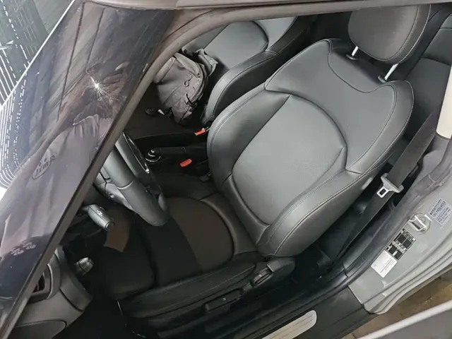 MINI Hatch — Фото автомобиля 10
