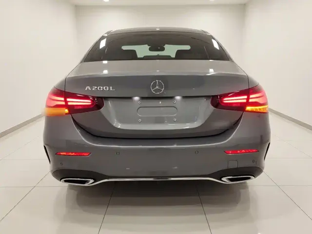 Mercedes-Benz A-Class — Фото автомобиля 3