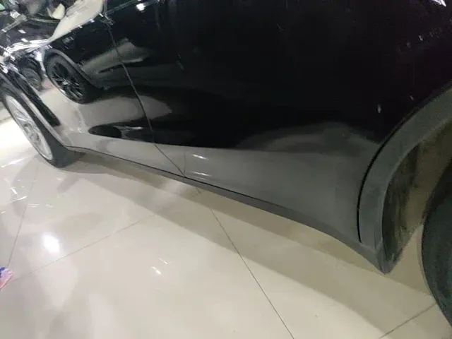 Tesla Model Y — Фото автомобиля 21