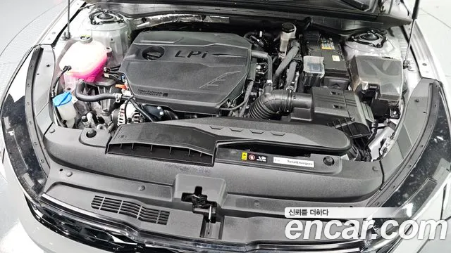 Kia K5 Новый K5 3 поколение 2.0 LPi(Для проката) — Фото автомобиля 6