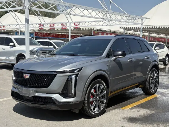 Cadillac XT5 — Фото автомобиля 2
