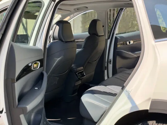 Geely Galaxy E5 — Фото автомобиля 5