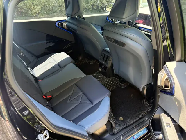 BMW X3 — Фото автомобиля 10