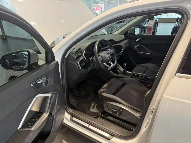 Audi Q3 — Фото автомобиля 7