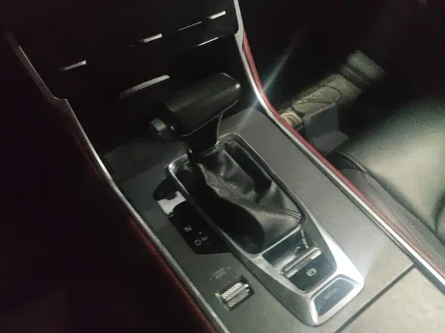 Changan CS75 — Фото автомобиля 16