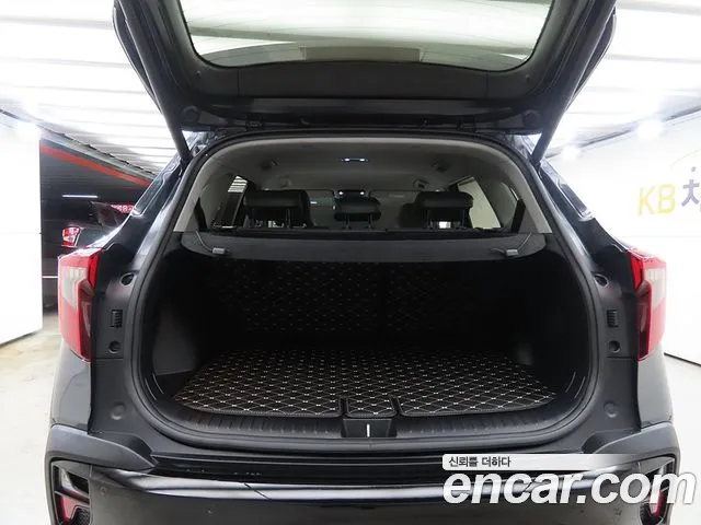Kia Seltos — Фото автомобиля 17