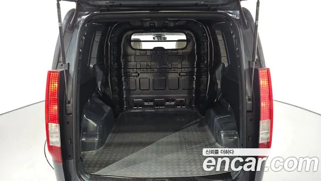 Hyundai Staria — Фото автомобиля 20