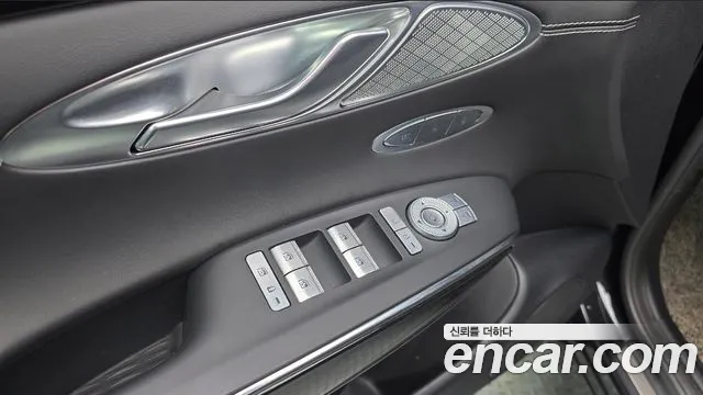 Genesis GV70 2.2 Дизель AWD — Фото автомобиля 21