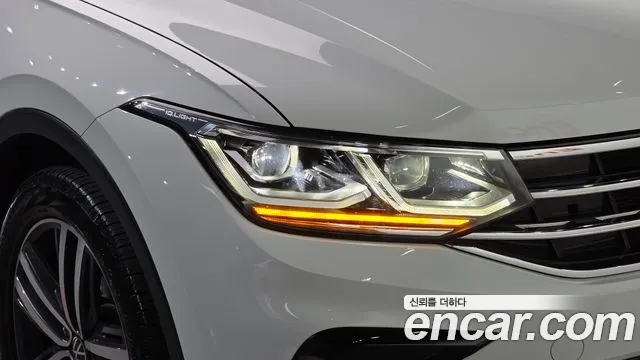 Volkswagen Tiguan Tiguan 2 поколение 2.0 TDI Prestige — Фото автомобиля 22