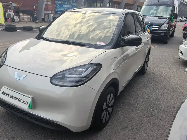 Фотография автомобиля — Wuling Bingo