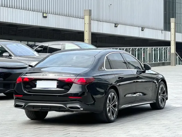 Mercedes-Benz Mercedes-Benz E-Class 2024 E 300 L Fashion — Фото автомобиля 7