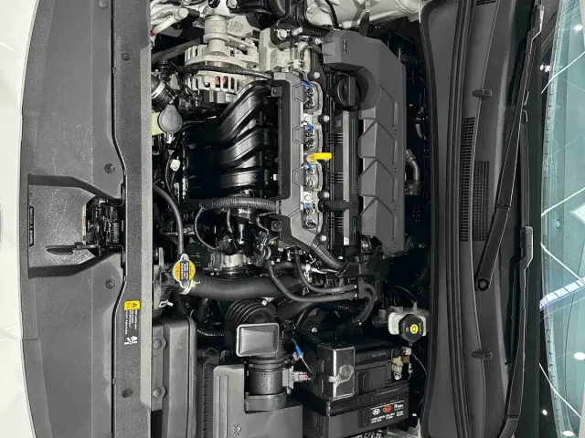 Hyundai Elantra — Фото автомобиля 21