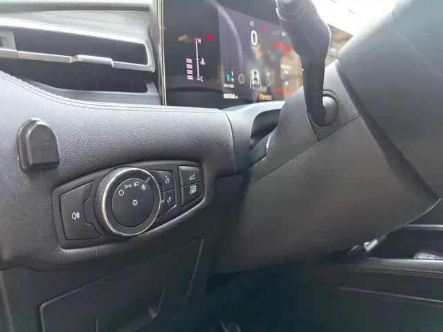 Ford Edge — Фото автомобиля 8